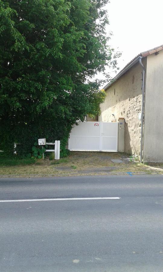 Chambre D'Hotes Proche Puy Du Fou Le Pin  Eksteriør billede